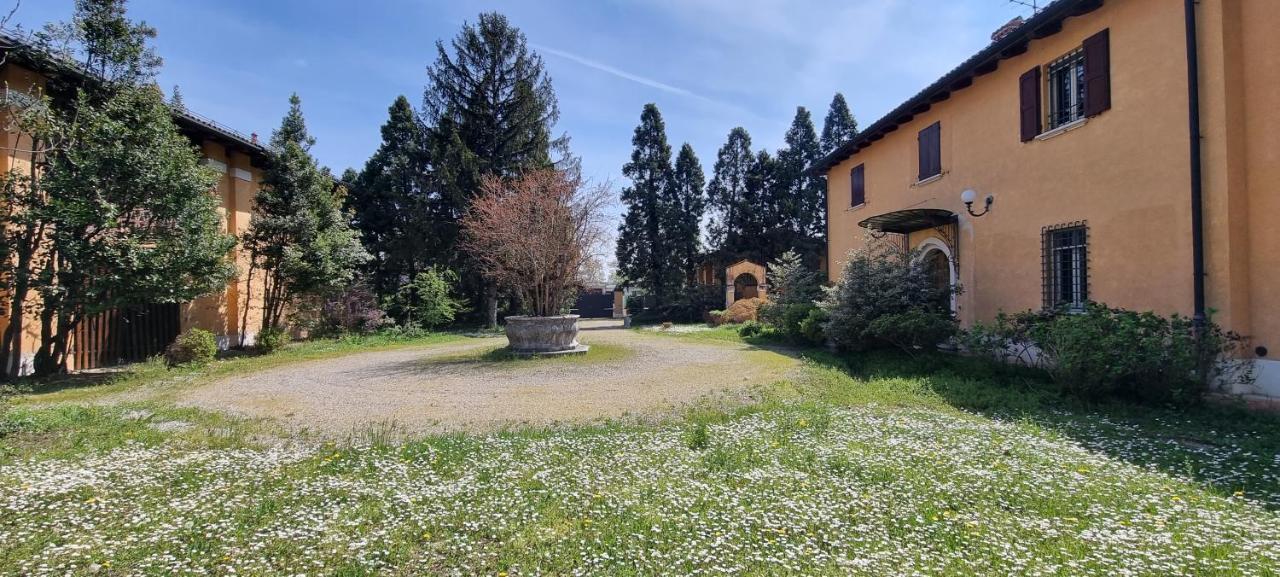Farolfi Apartments Villa Galliera Bologna Exterior foto